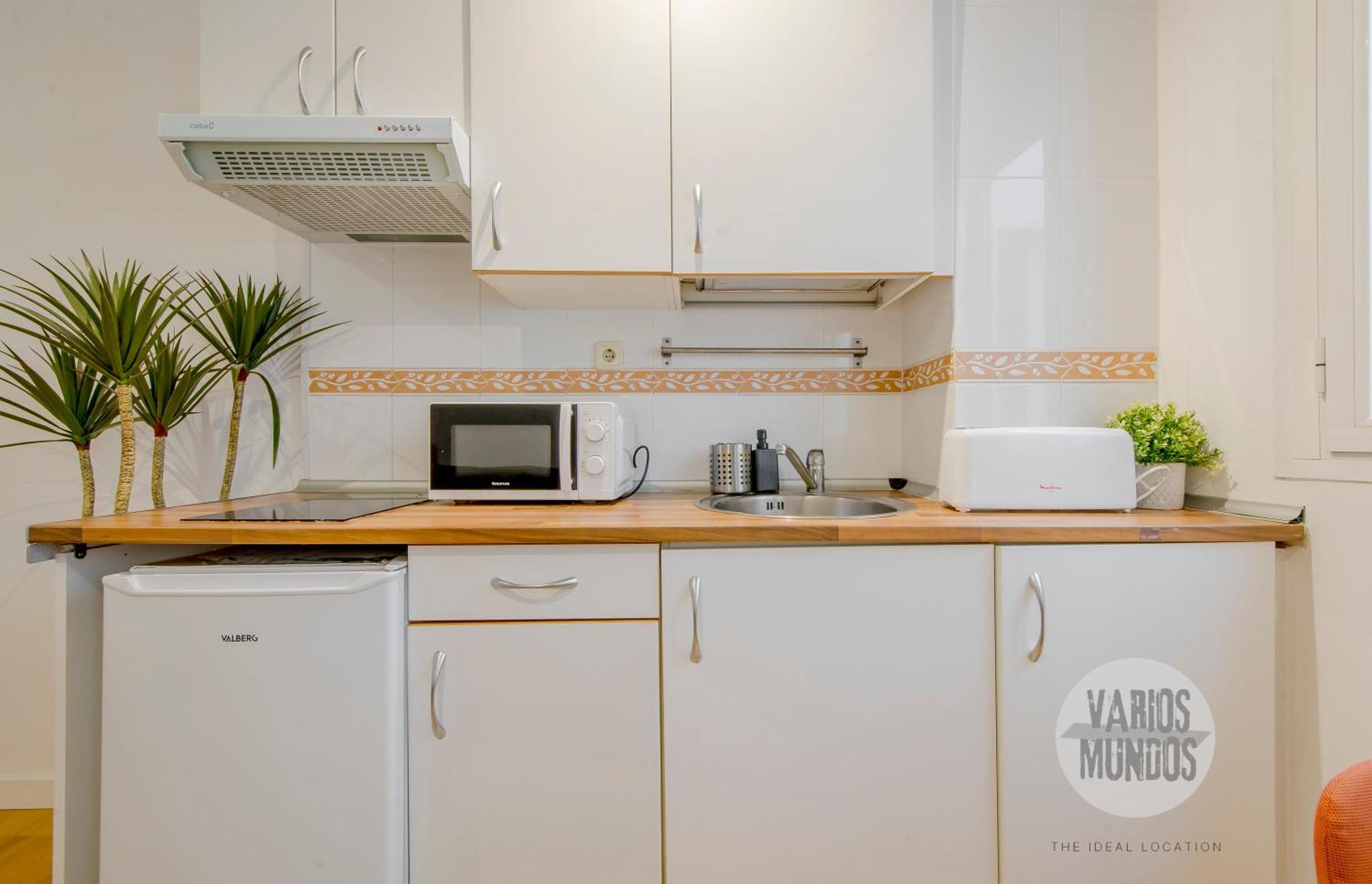 Escapada 3 En Sol, Conoce Concepcion Jeronima Apartamento Madri